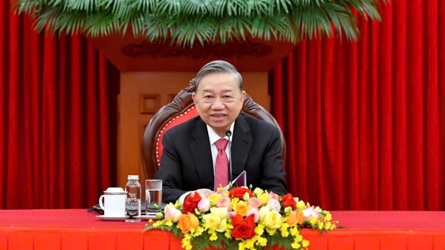 Vietnam and China to increase exchanges for strategic cooperation orientations